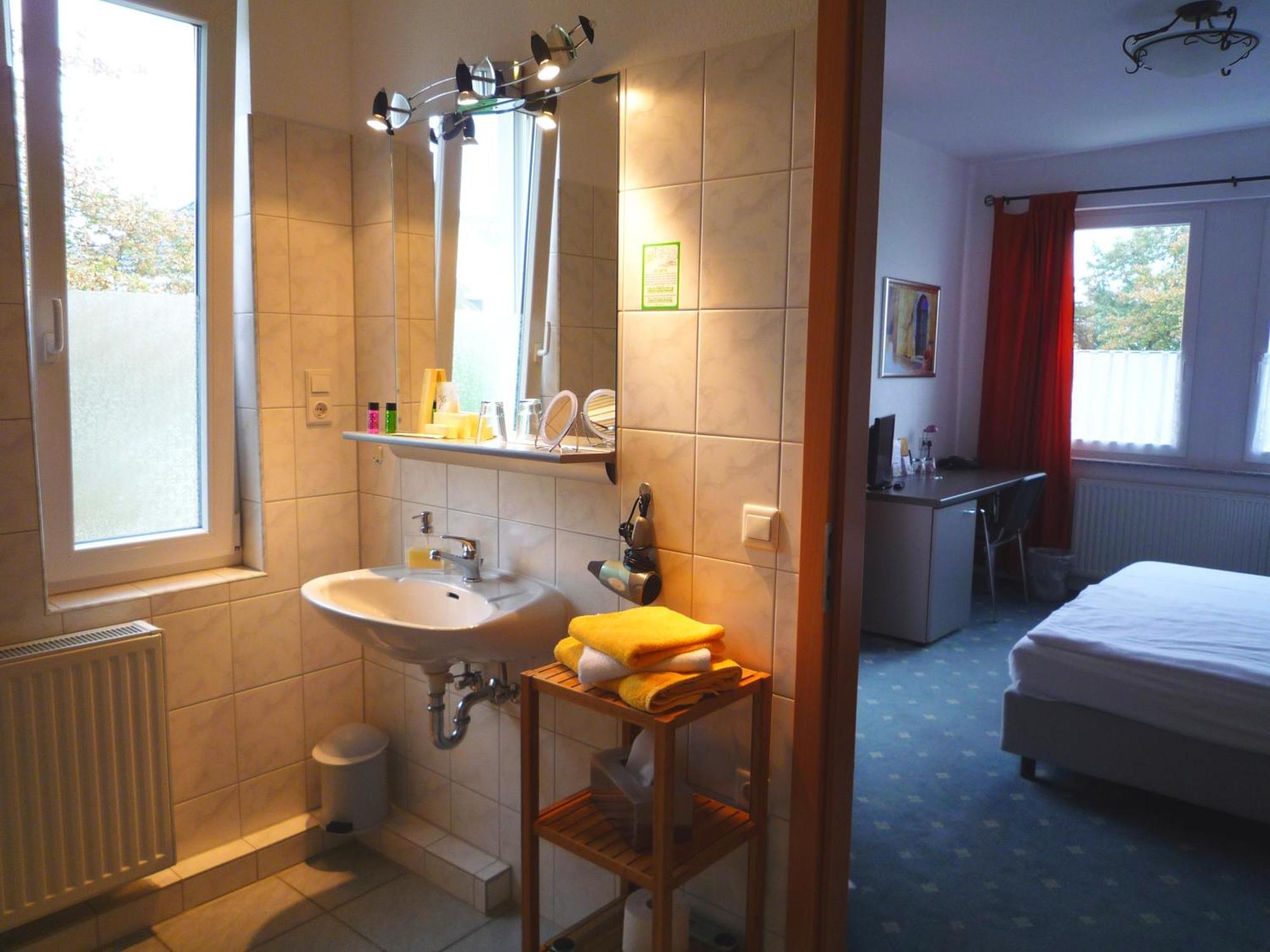 Hotel Abalone レムシャイト 部屋 写真